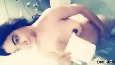 Naughty guy records on cam naked Desi girlfriend with sweet XXX boobs