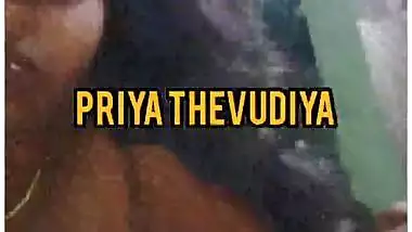 Horny Tamil Girl Paly With Lover Dick