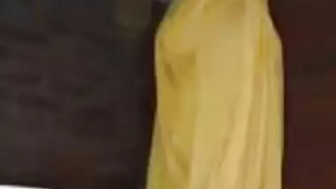 madurai college gal usharani nude bath mms