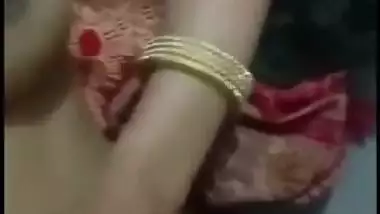 Devar enjoys Bhabhi’s milky boobs and tight chut in desi mms