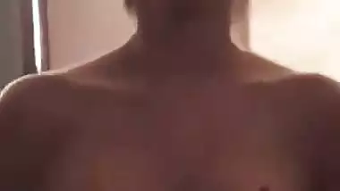 Famous Hollywood actress nude MMS staring at her big boobs