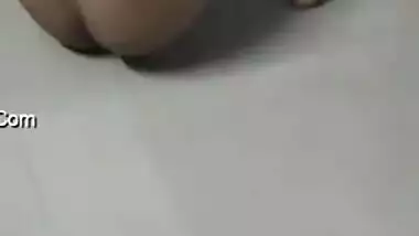 Skinny Desi maid prefers doing the house being nude for XXX video