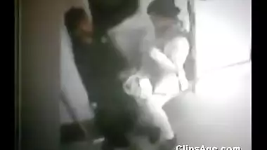 Indian Delhi metro train sex scandal video exposed and to internet