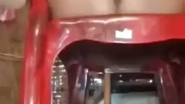 Desi Guwahati woman in video of XXX striptease and posing in the garage