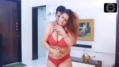 Peeping Tom – Sexy Hindi Movies – Episode 3