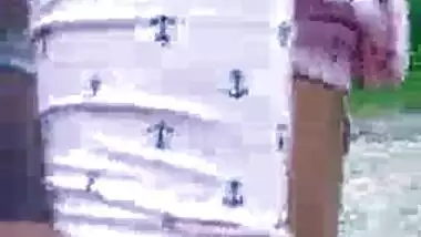 Hot bangla girlfriend hd outdoor sex video