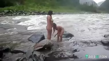 voyeur sex clip two sexy desi aunty taking a bath outdoor by the river