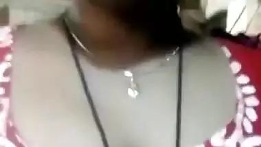 Tamil hot aunty showing her hot body in imo video call