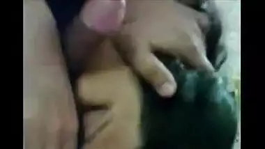 Desi Hyderabad village chick sucks her bf off