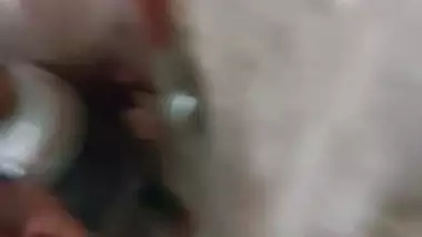 Mature bhabhi bathing naked caught by devar