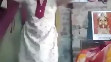 Desi Girl After Bathing Wearing Cloths