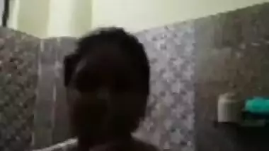 Big Boobs Delhi Bhabi Bathing-2