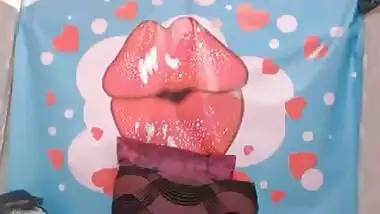 The girl is very fine to fuck 'grasp her breasts