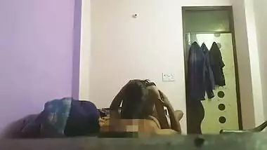 Sexy Desi slut has chudai with lover in favorite cowgirl XXX pose