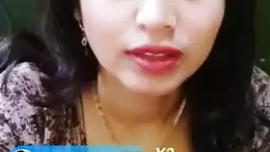 Reema Bhabi Deep Cleavage Tango Live