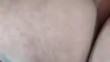 Desi mom masturbates for fans and demonstrates who big her breasts are