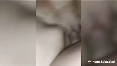 Guy fucks 18-year-old GF’s tight pussy in Indian teen porn